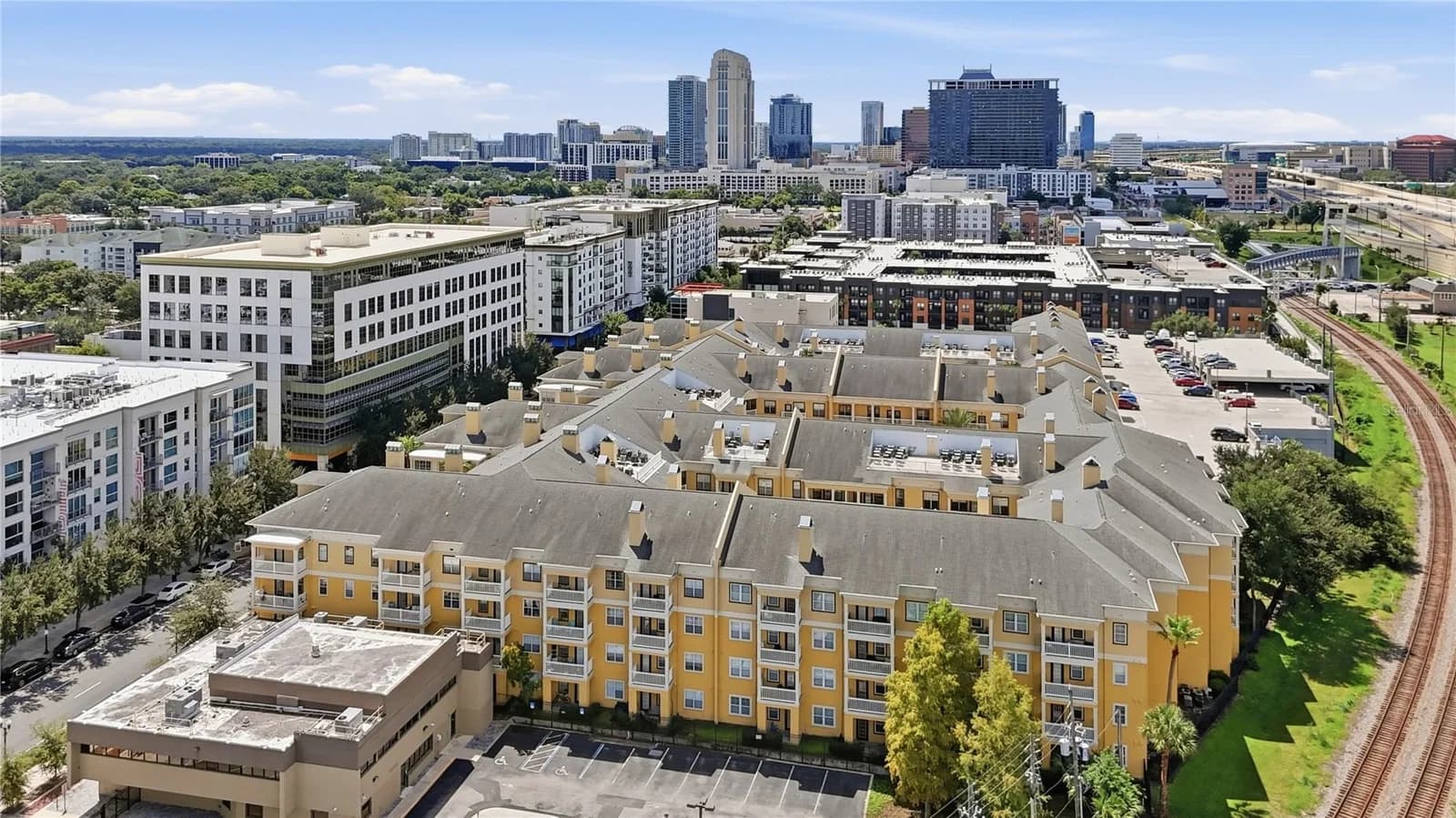 860 ORANGE Avenue #239