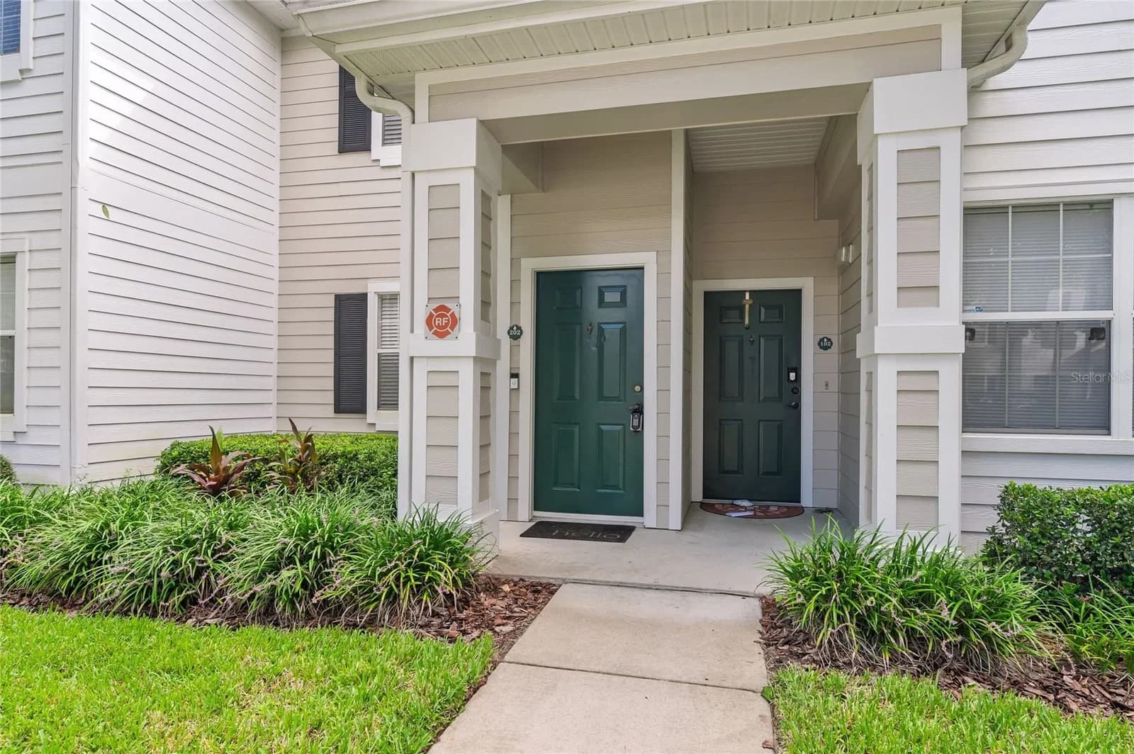 1315 EASTERN PECAN Place #202