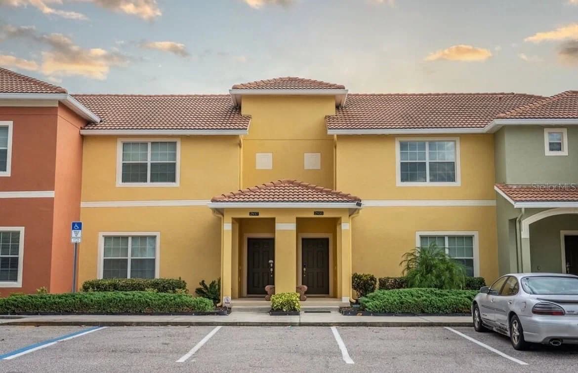 2935 BANANA PALM, Kissimmee, FL