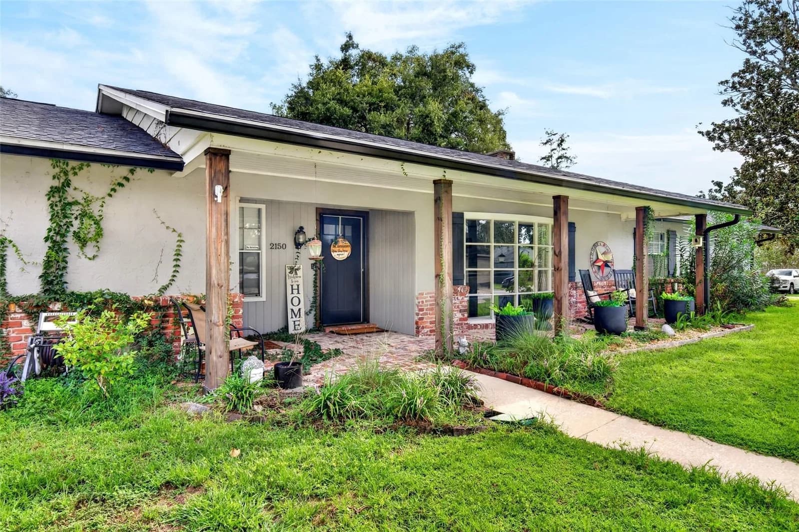 Listing photo