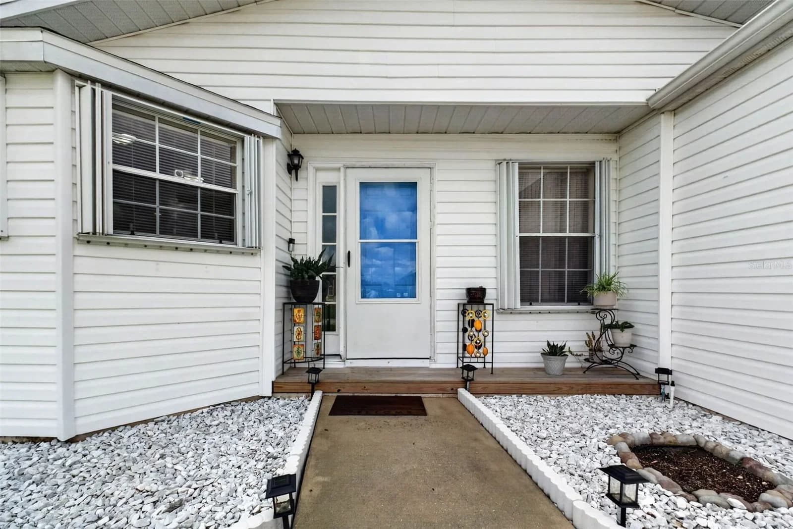 6364 NE LOLLY BAY Loop