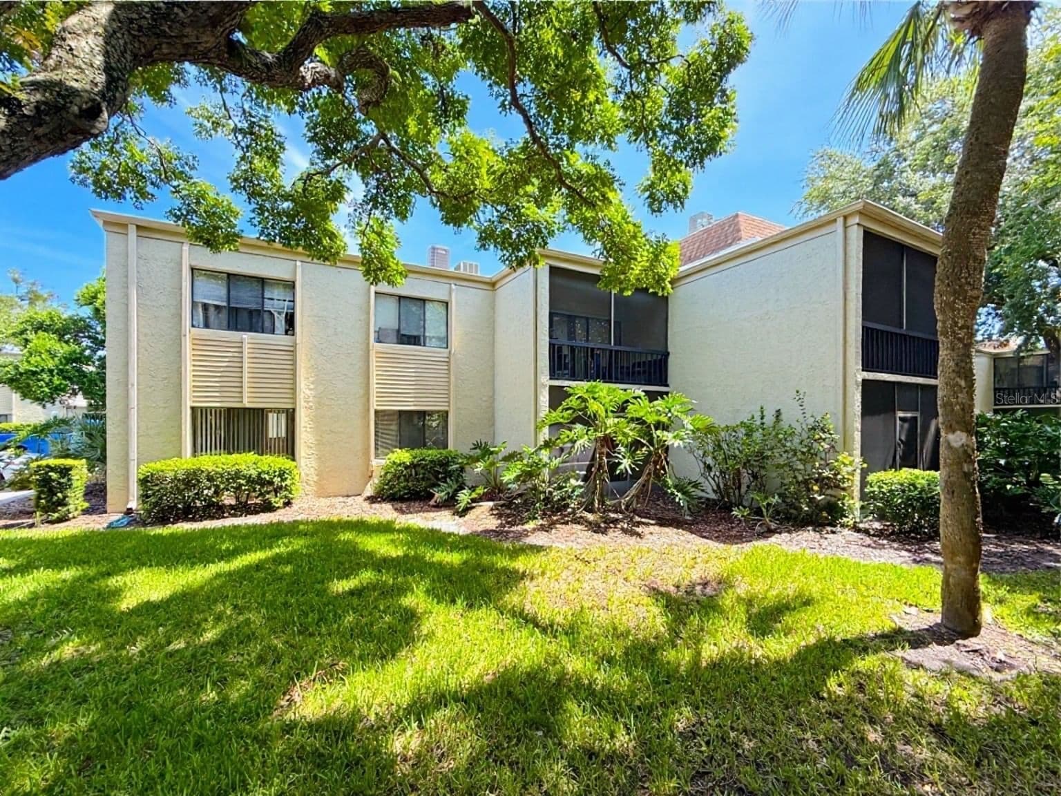 3284 SEMORAN Boulevard #11