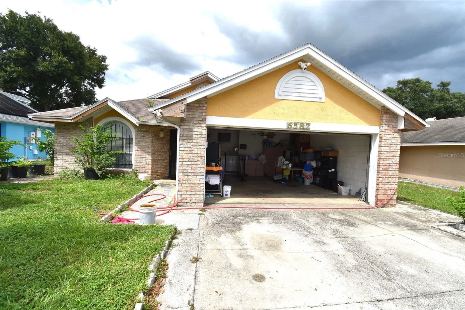 6587 MERITMOOR Circle