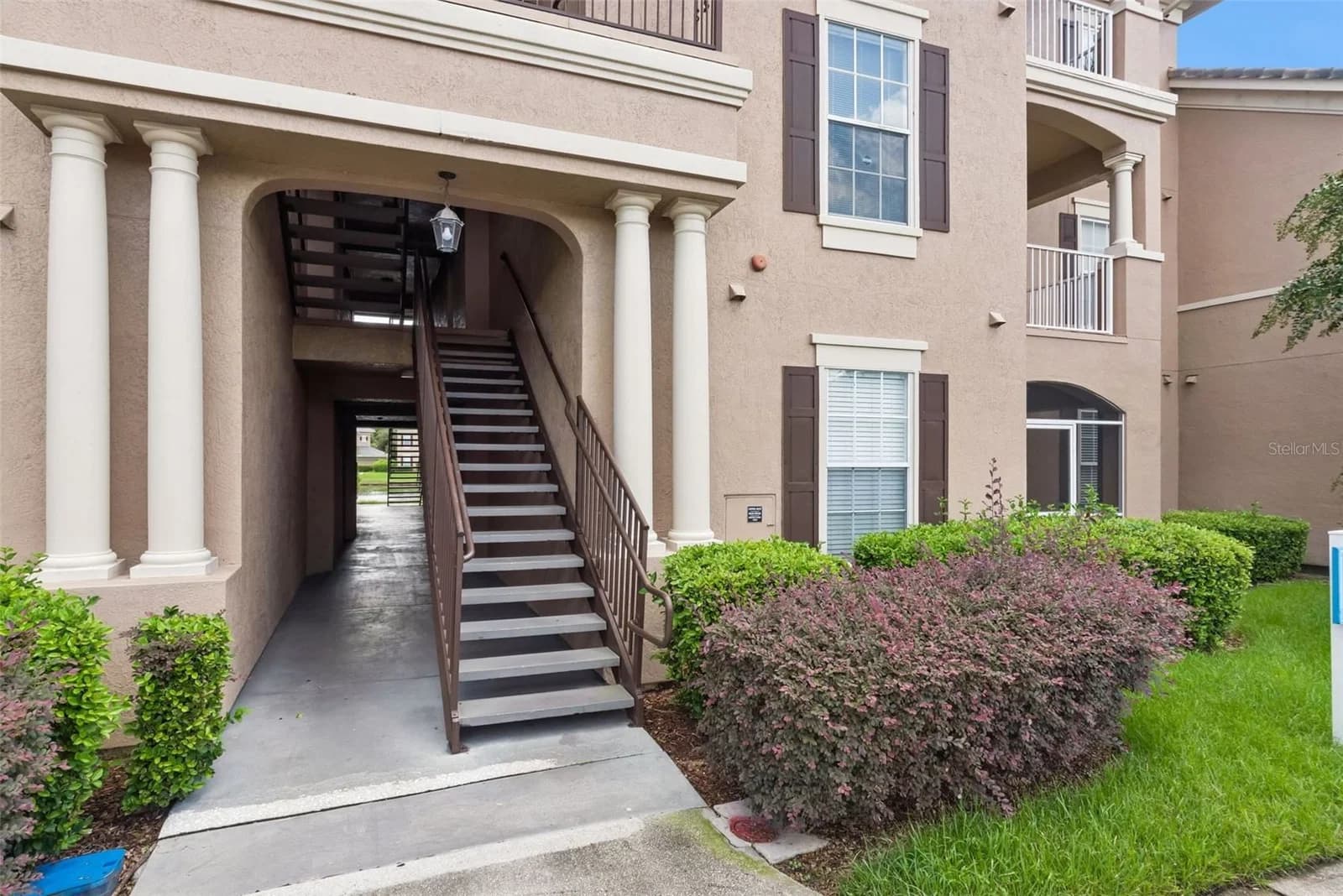 14205 FALLS CHURCH Drive #2007