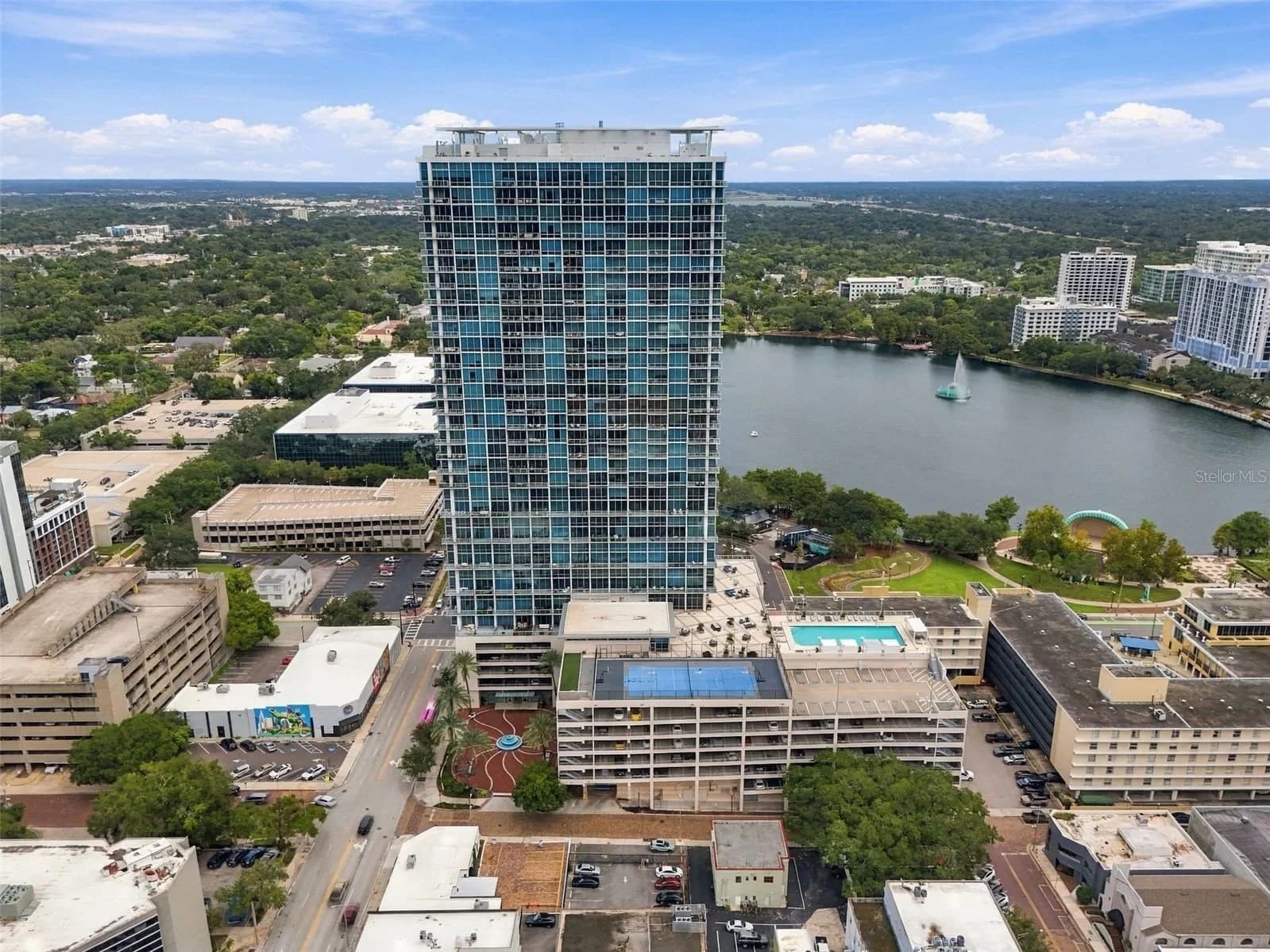 150 ROBINSON Street #3105