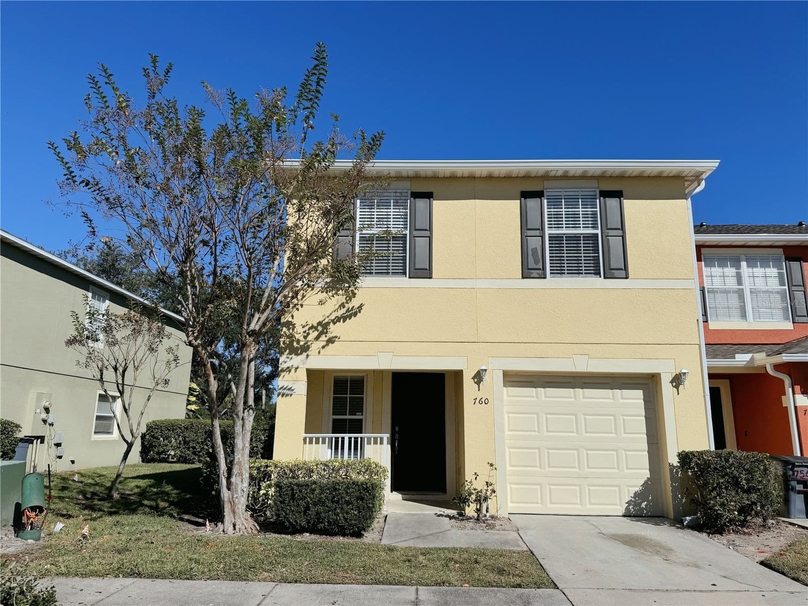 760 CRESTING OAK Circle