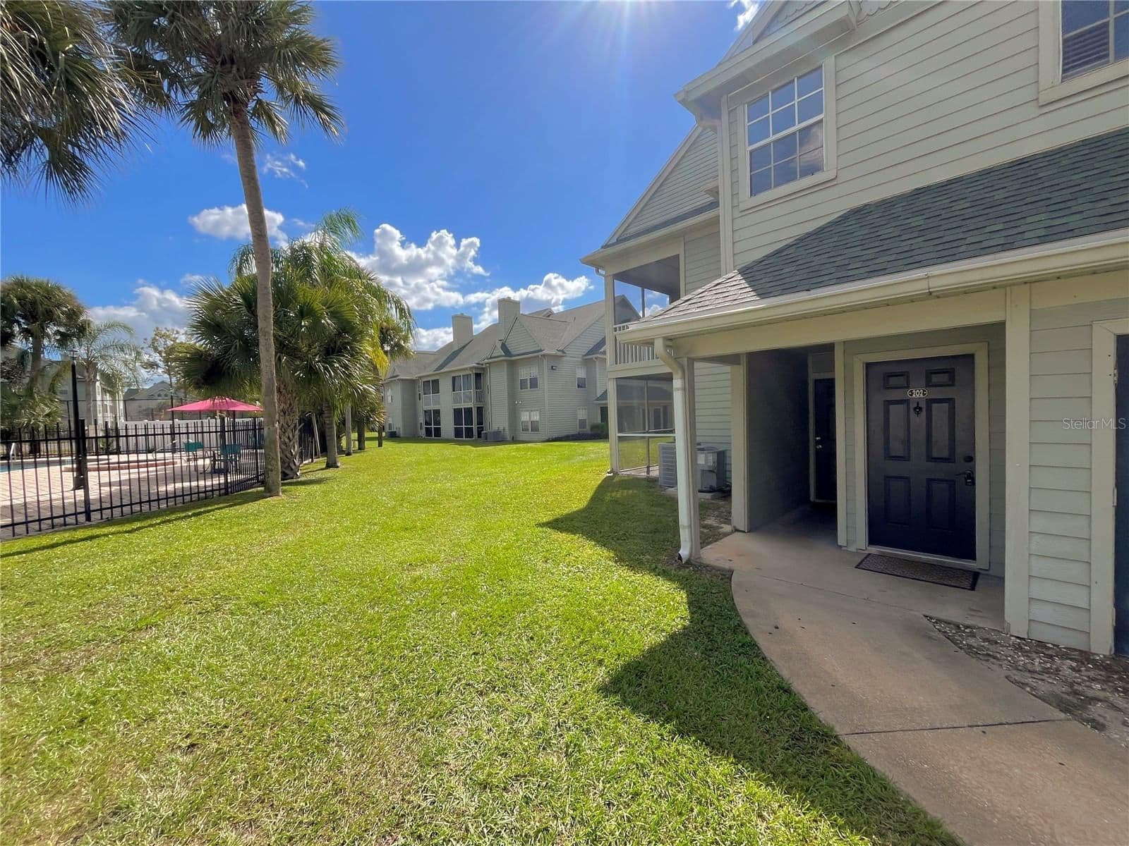 6088 WESTGATE Drive #202