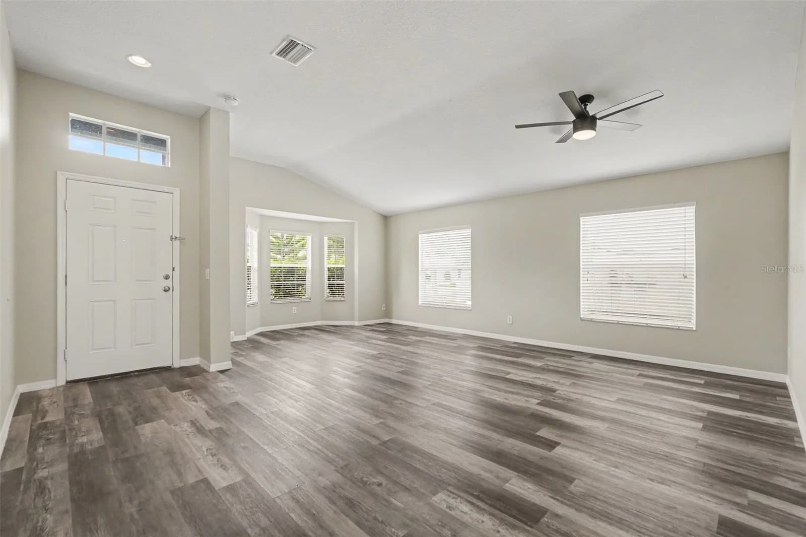 4204 MORNING BREEZE Court