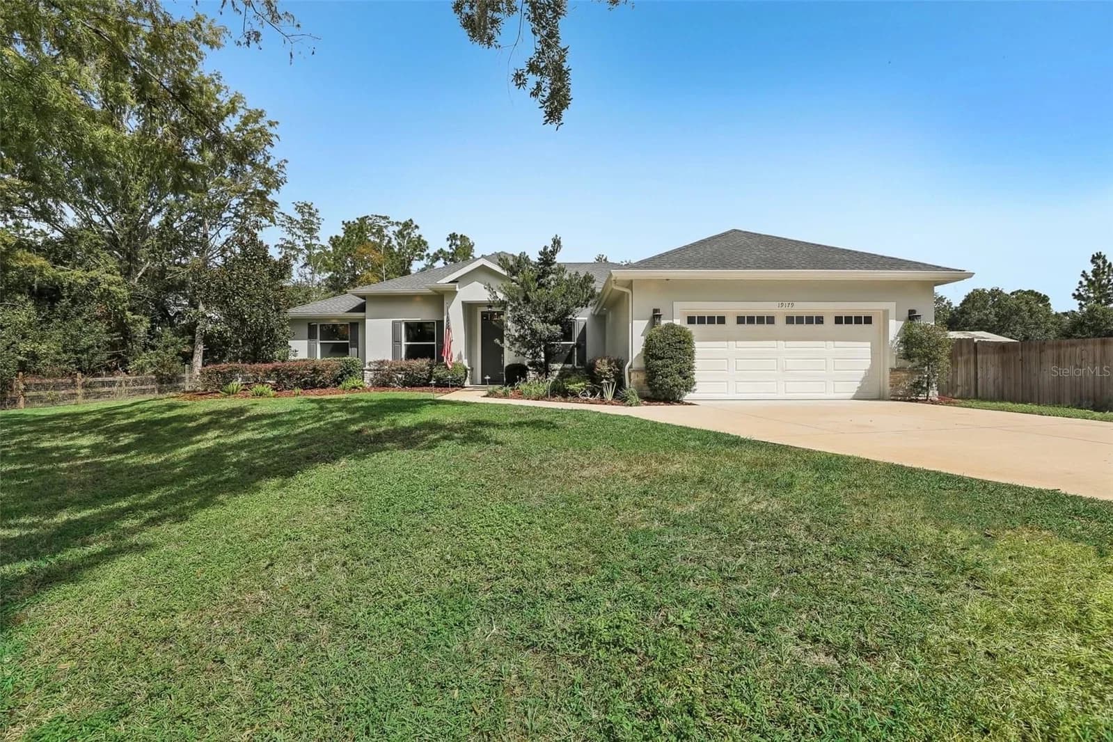 19179 SABAL Street