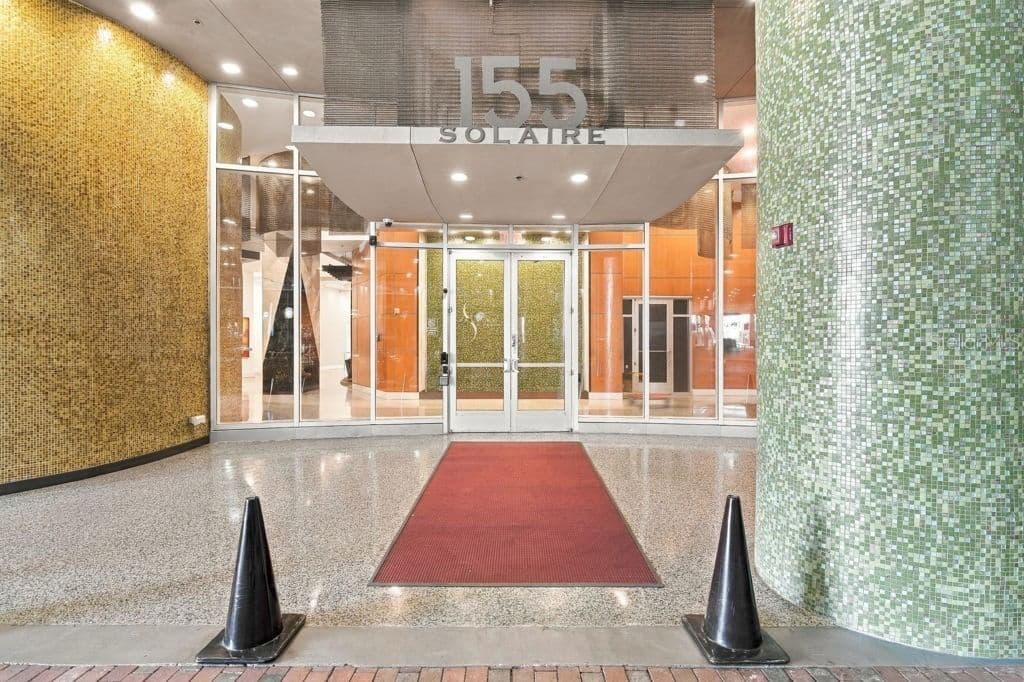 155 COURT Avenue #1816