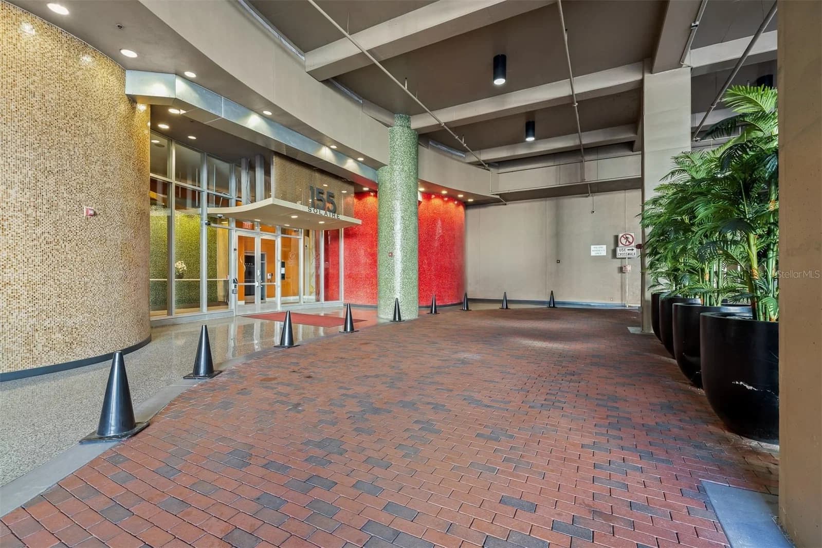 155 COURT Avenue #1106