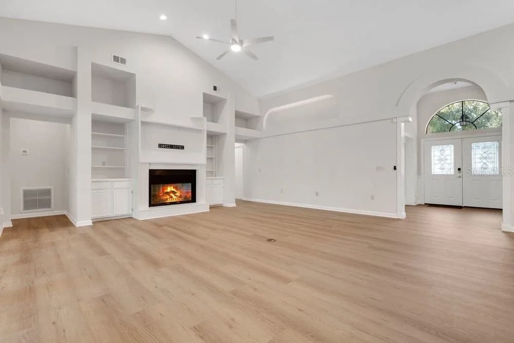 8021 LANDGROVE Court