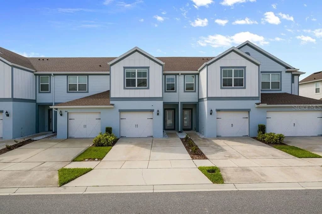 3954 PLAINVIEW Drive