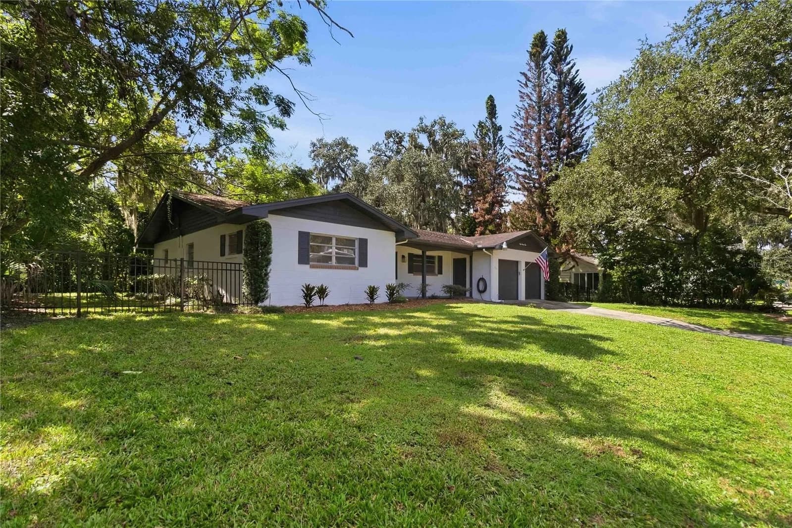 804 GREENWOOD Street