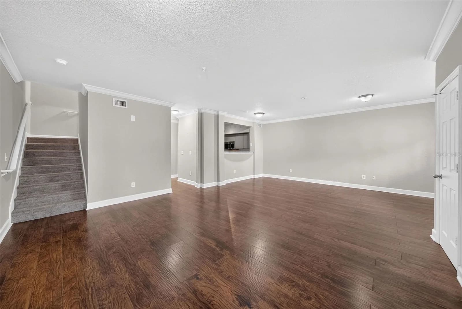 204 SOUTH STREET #1053