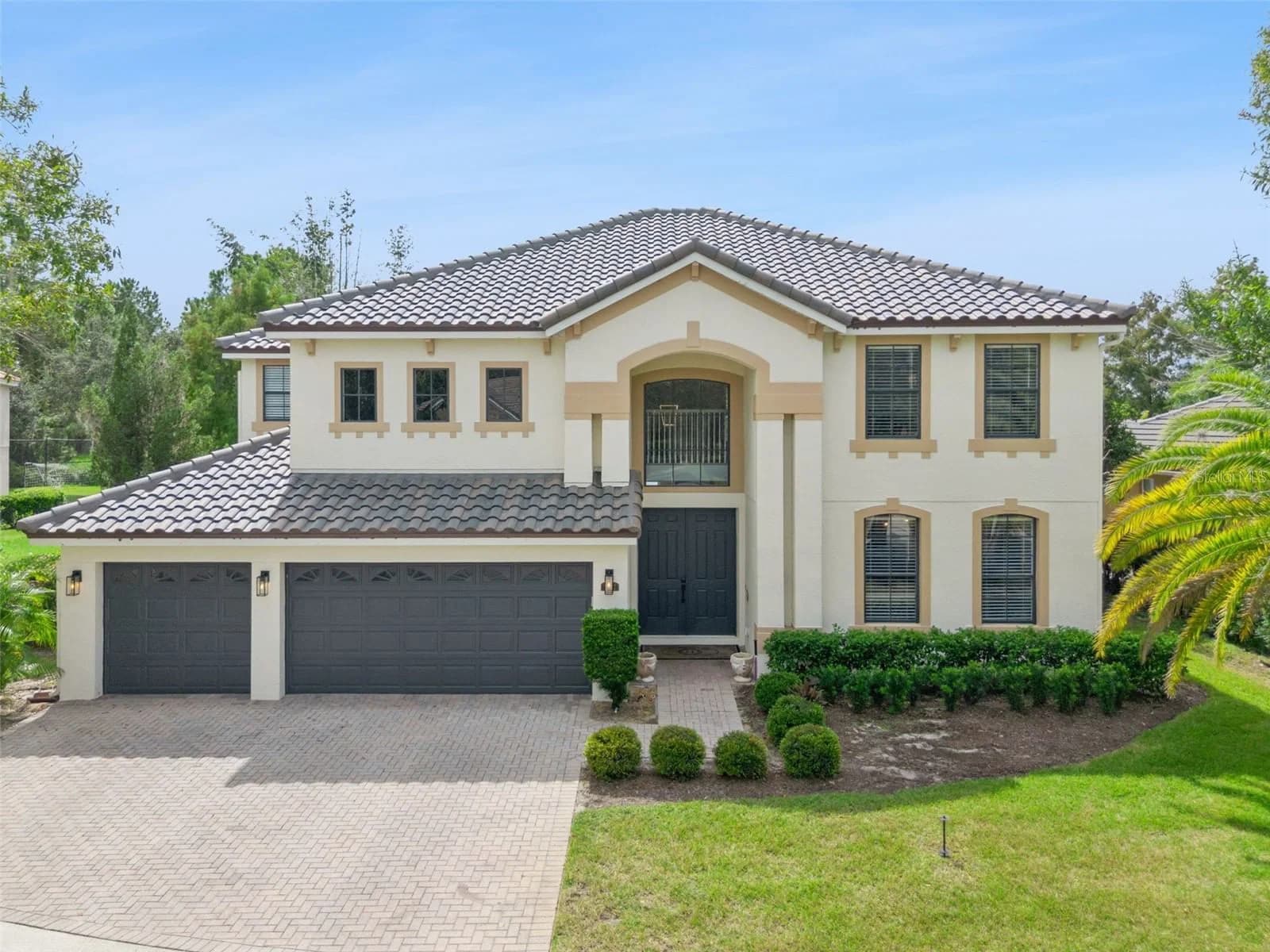 10072 OAK QUARRY Drive