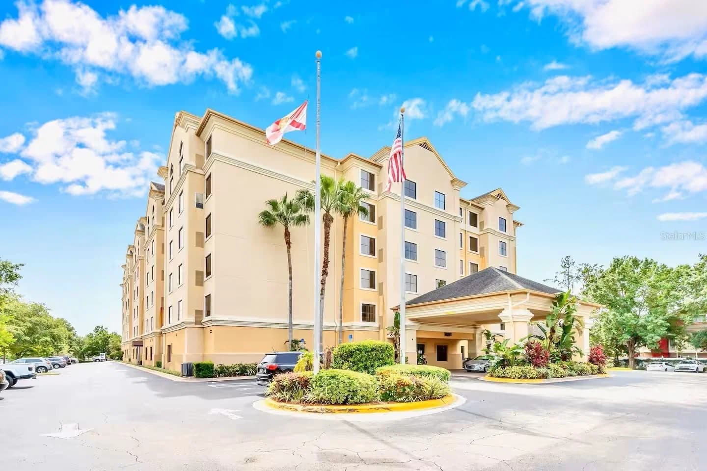 7601 CANADA Avenue #417