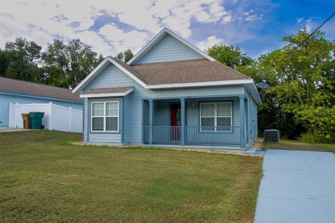 535 SILVER SPRINGS