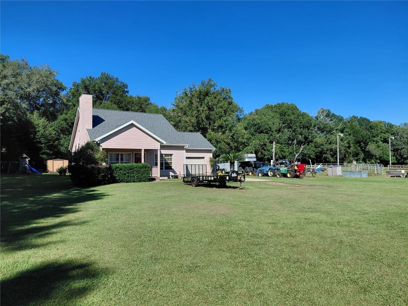 33 PINE TRACE