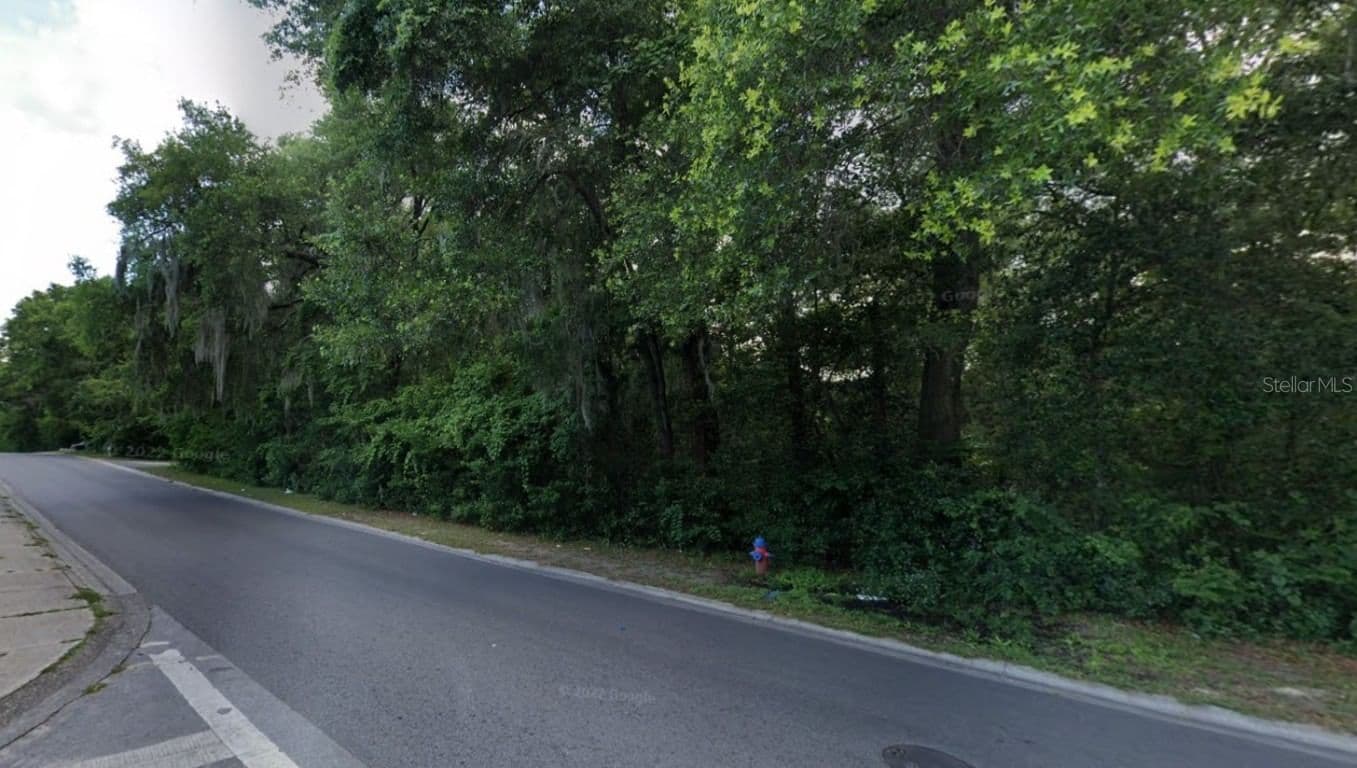 Lot 10 20TH