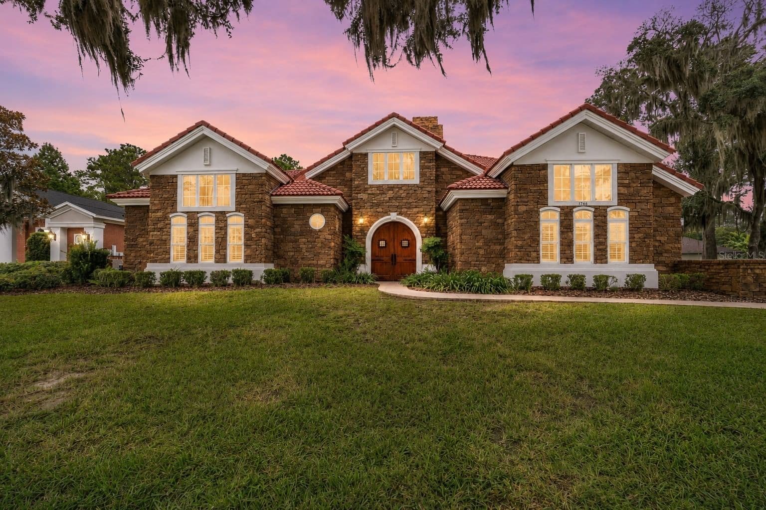 1718 27TH
