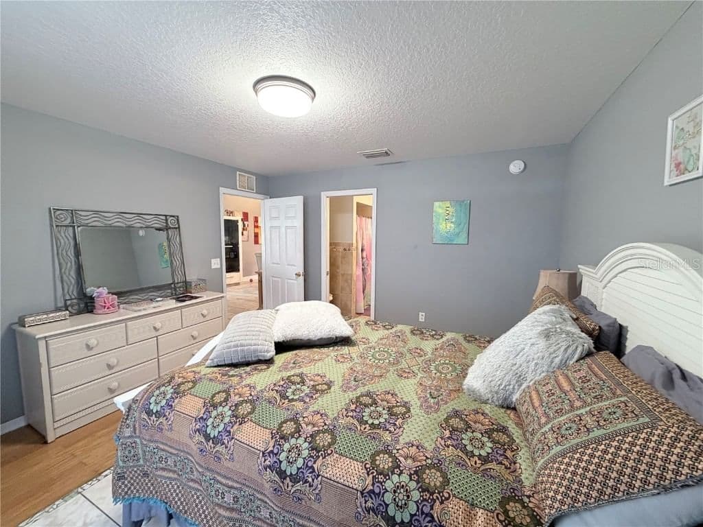 164 MARION OAKS