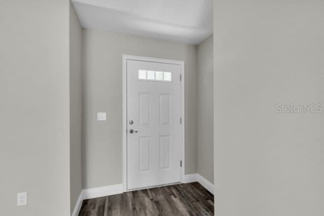 25 LOCUST LOOP