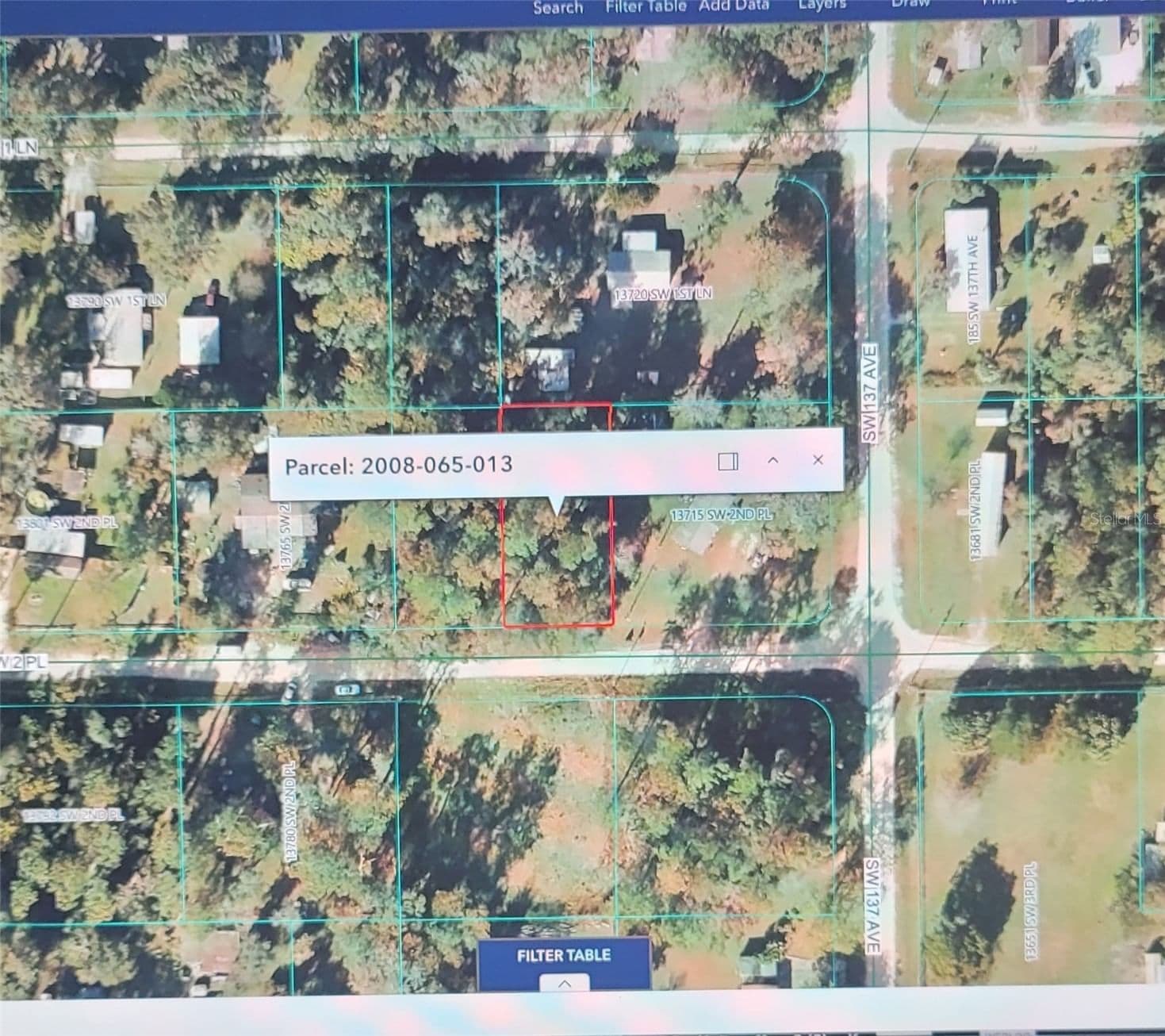 Lot 13 136
