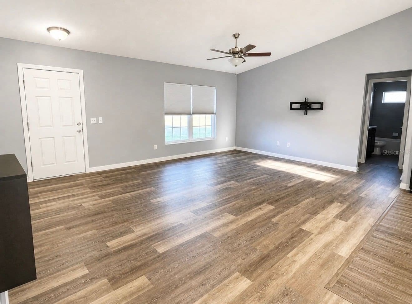 114 JUNIPER LOOP