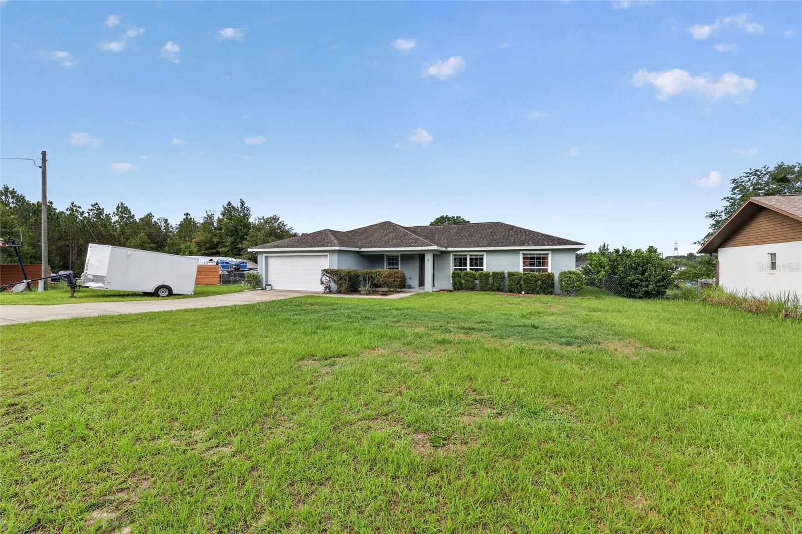 8 ALMOND DRIVE