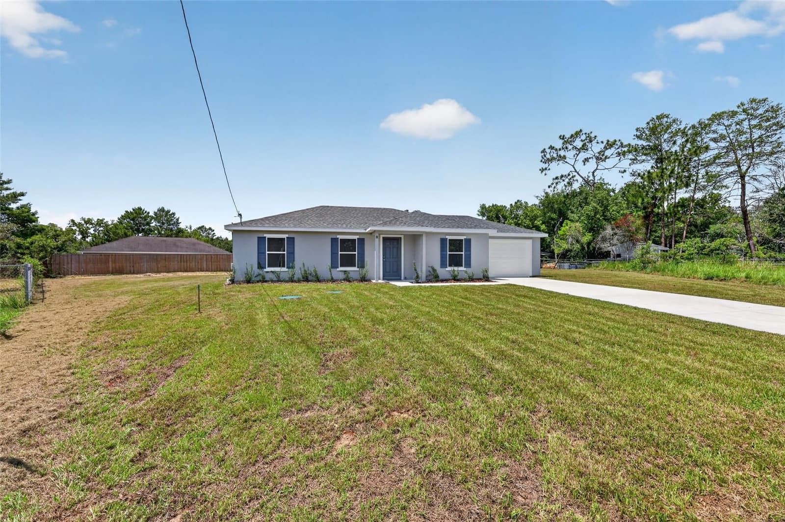 8 OAK CIRCLE