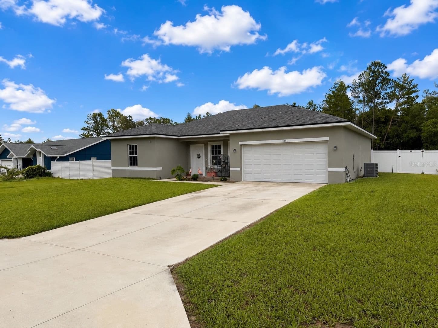 835 MARION OAKS