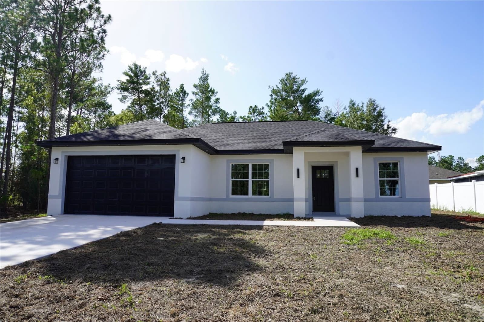 16 HEMLOCK TRL