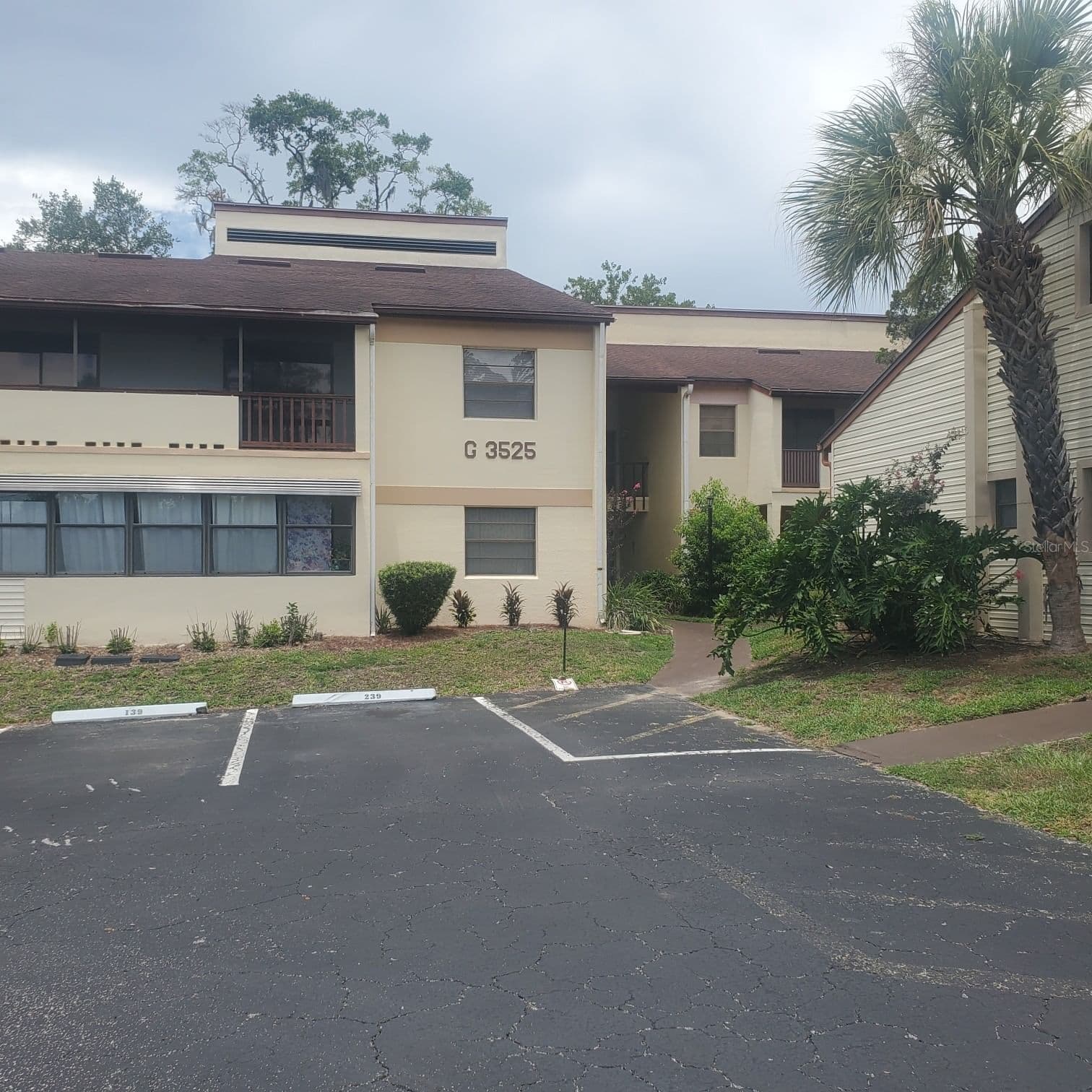 3525 FORT KING