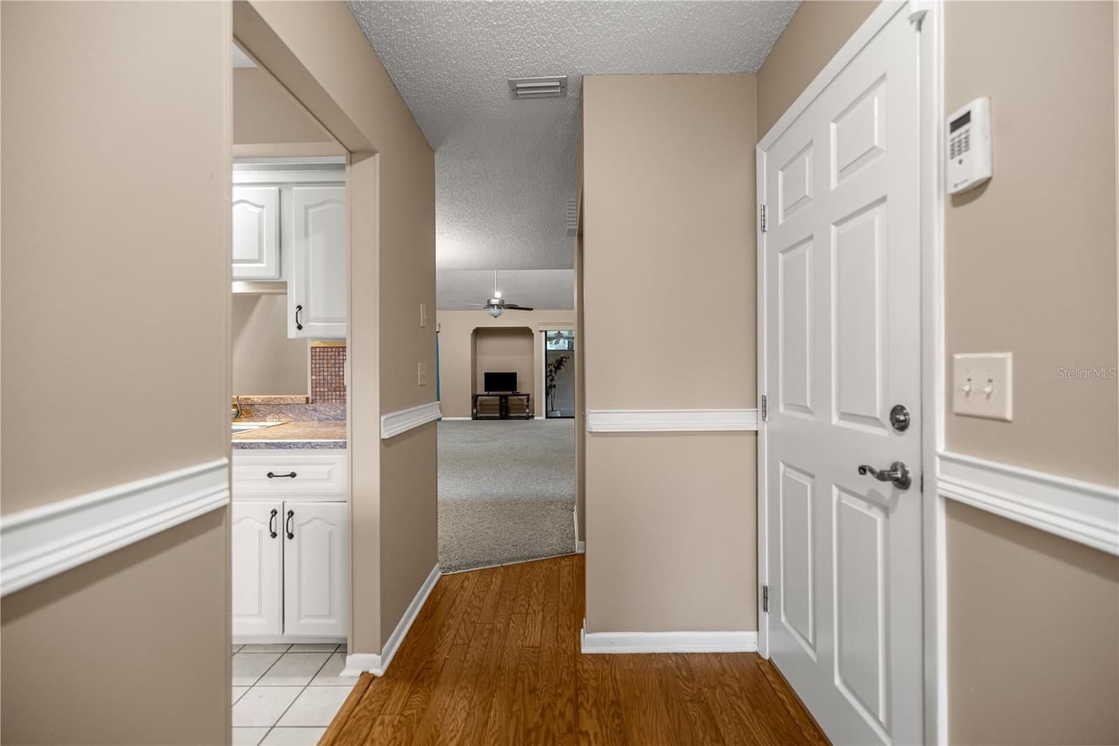 2052 37TH COURT
