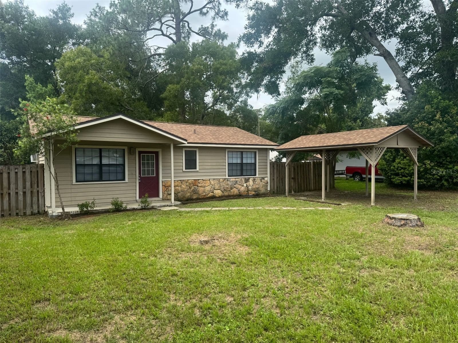 5732 3RD, Ocala, FL