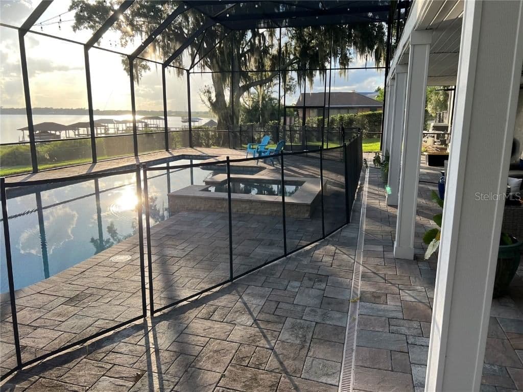 514 HILLSIDE