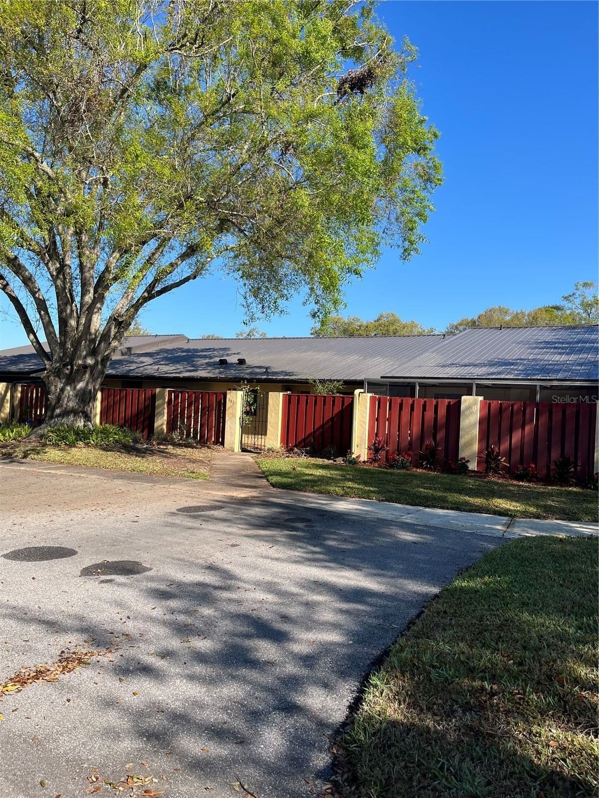 683 BROADMOOR
