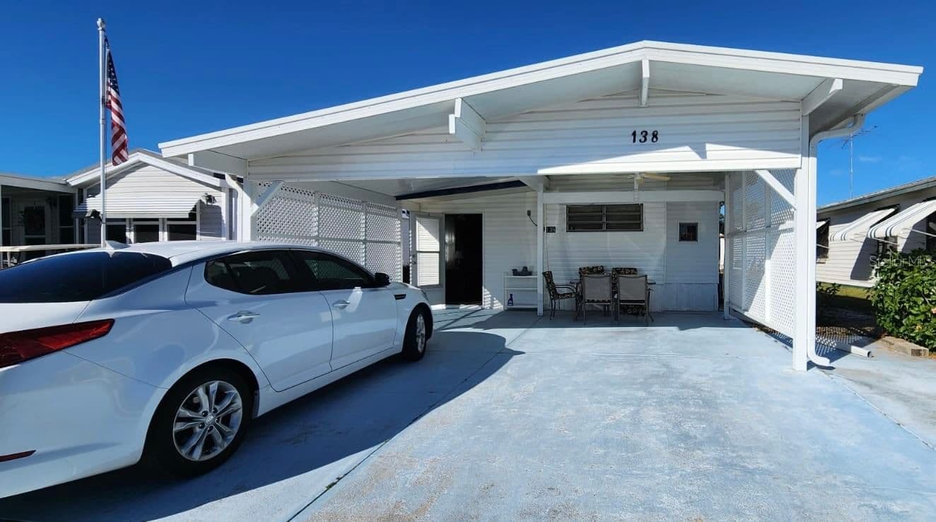 138 FLAMINGO