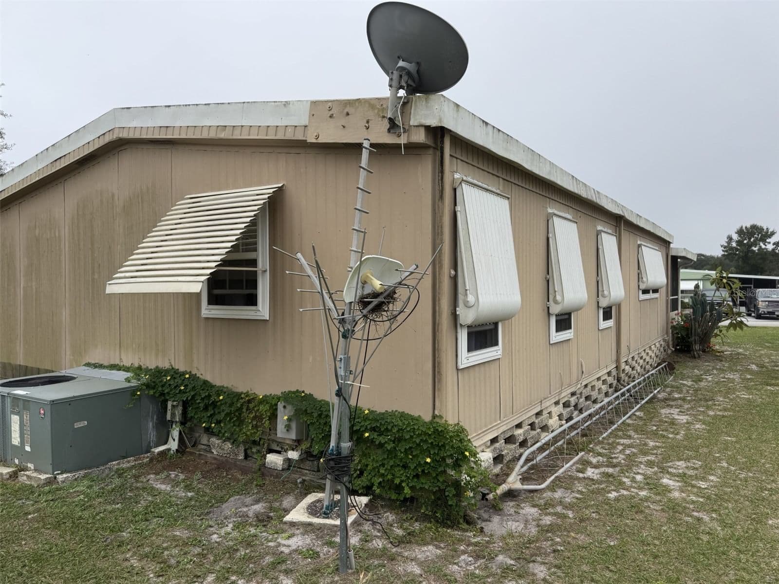 9072 LAKE POINT
