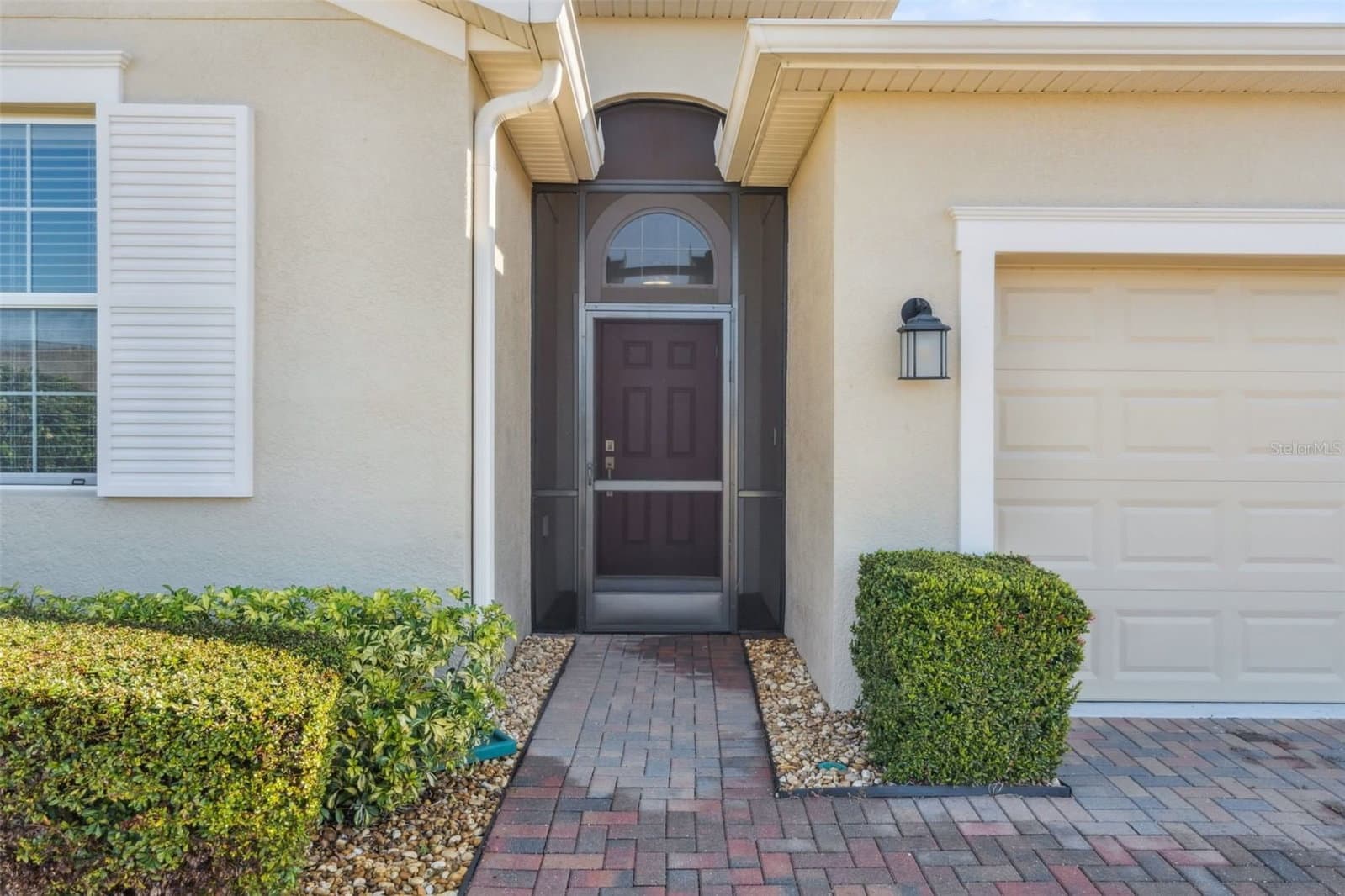 2733 ATTWATER
