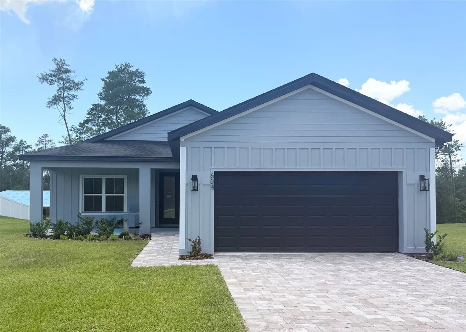 604 MARION OAKS
