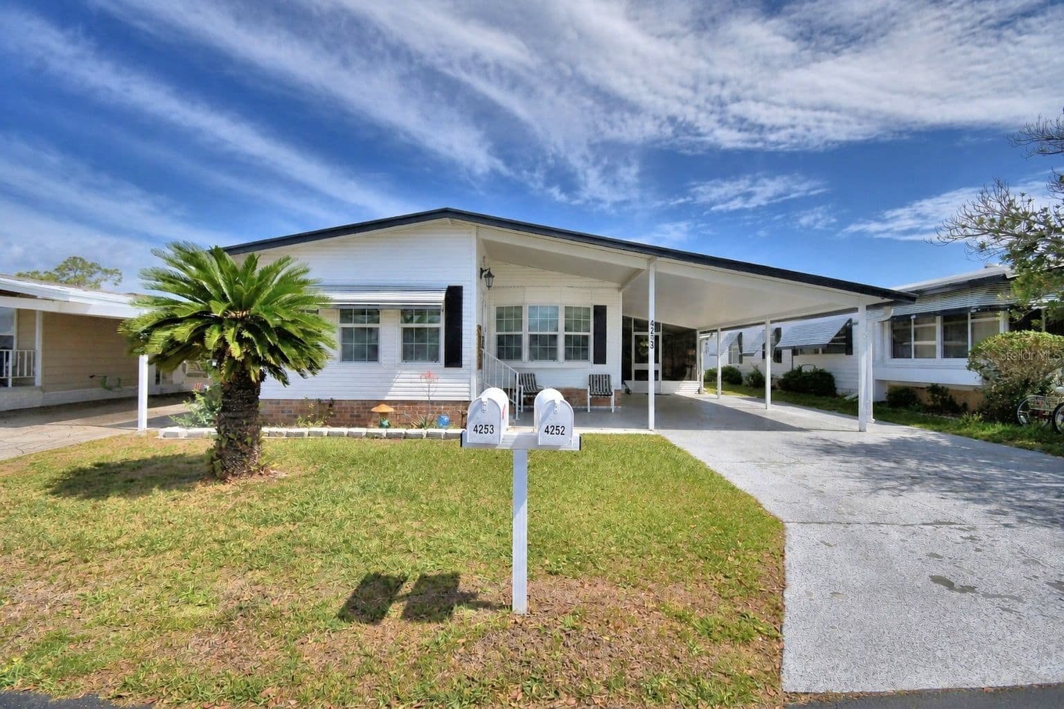 4253 CEDARWOOD
