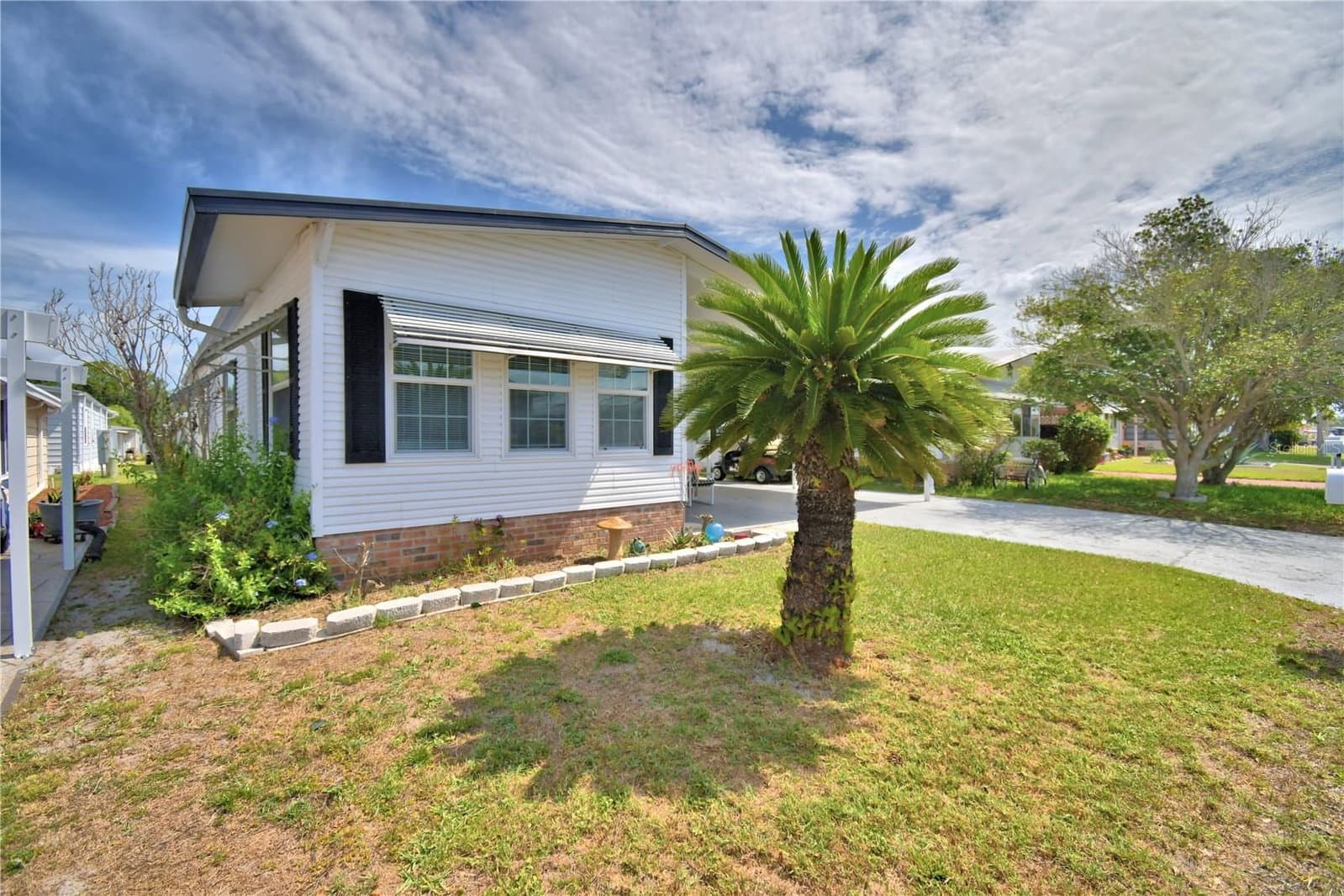 4253 CEDARWOOD