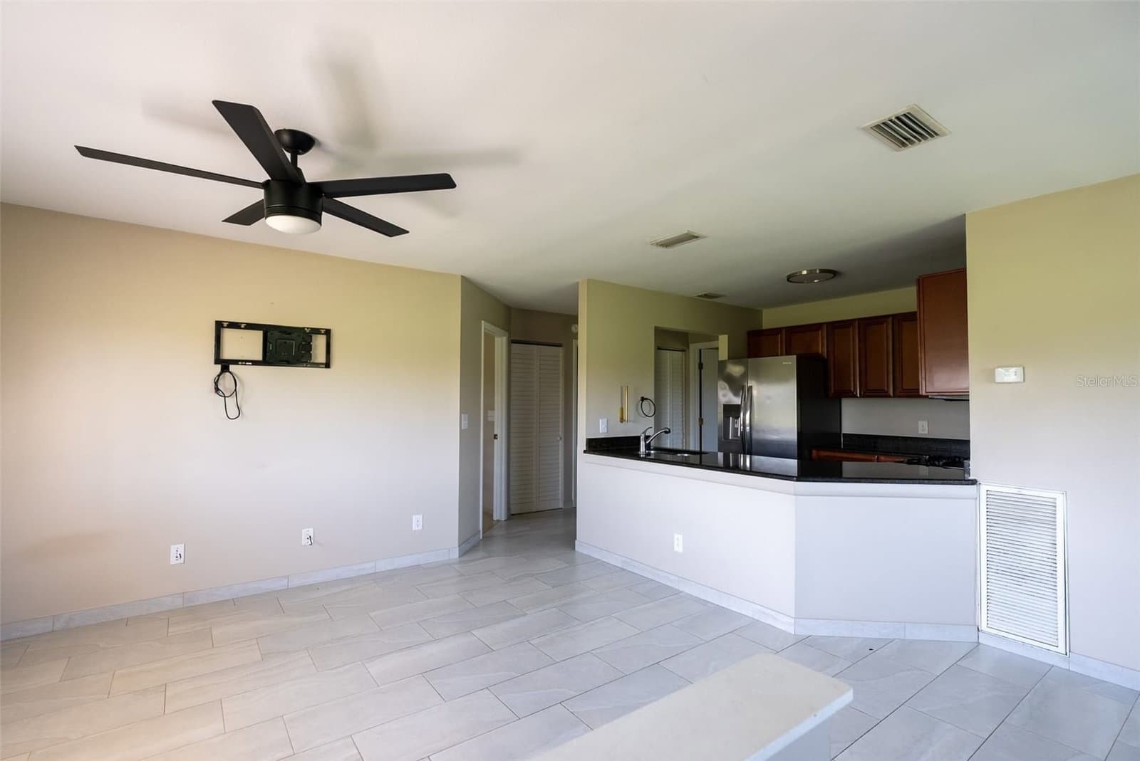 5203 WATERVIEW