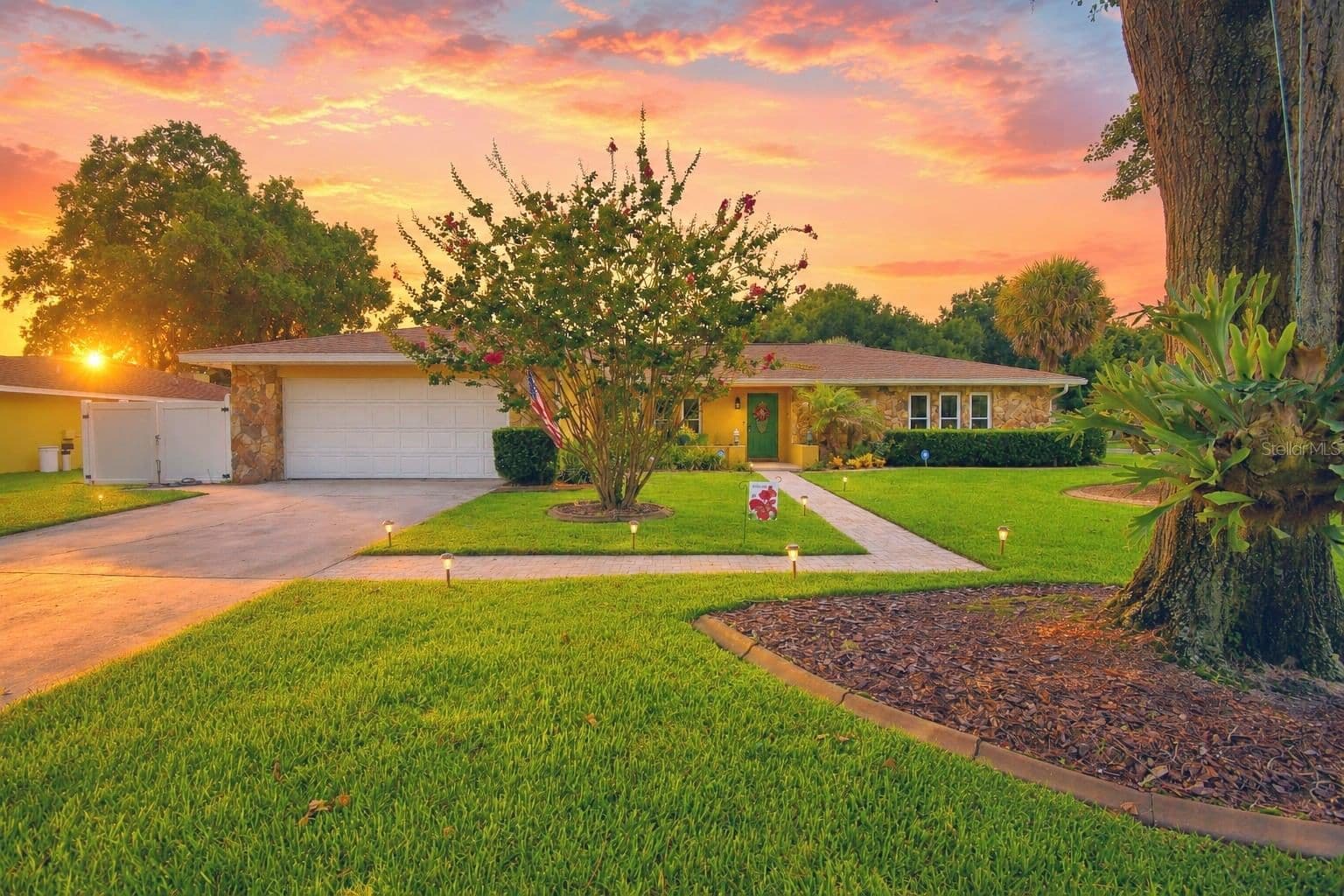 902 CRESTVIEW, Auburndale, FL