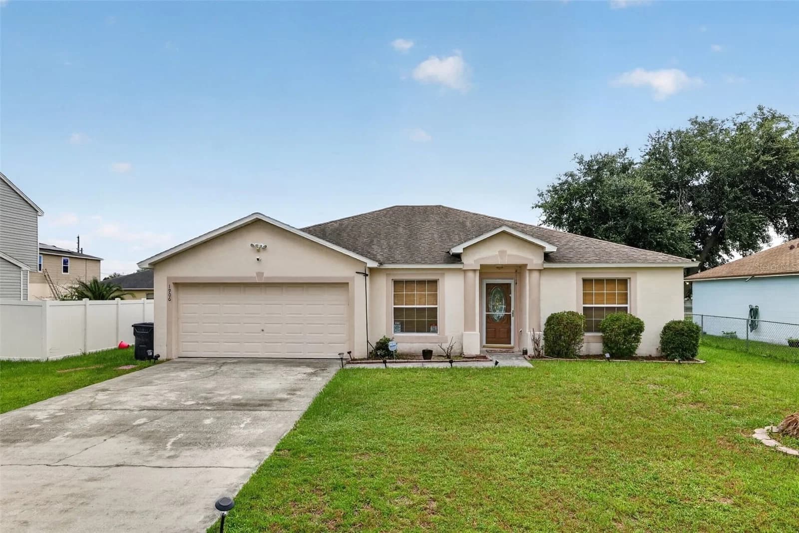 1906 MANATEE, Kissimmee, FL