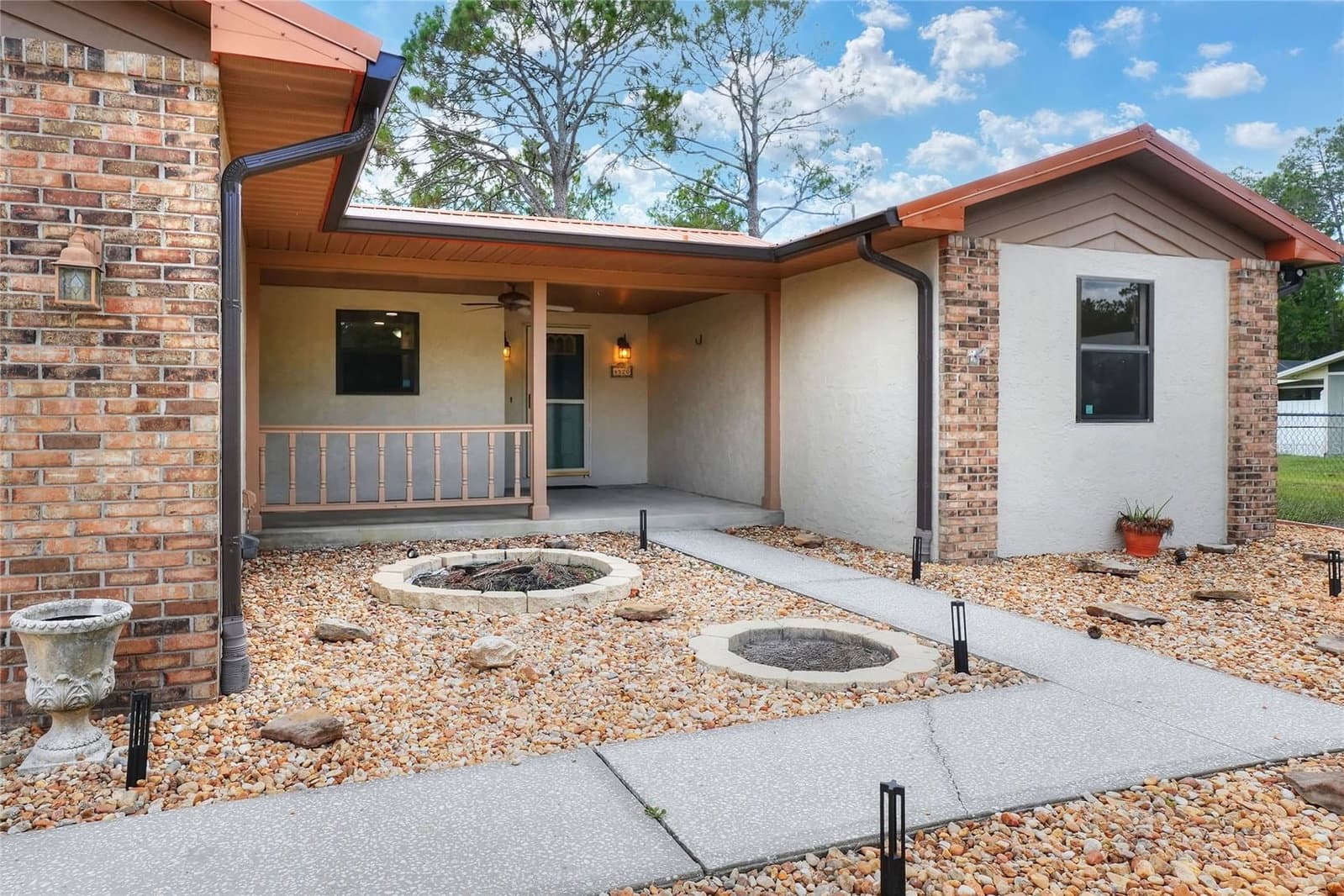 4520 LOG CABIN
