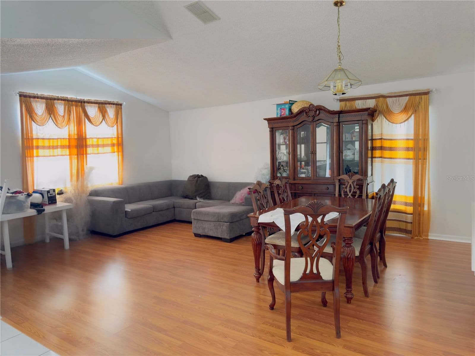 4450 MALVERN HILL