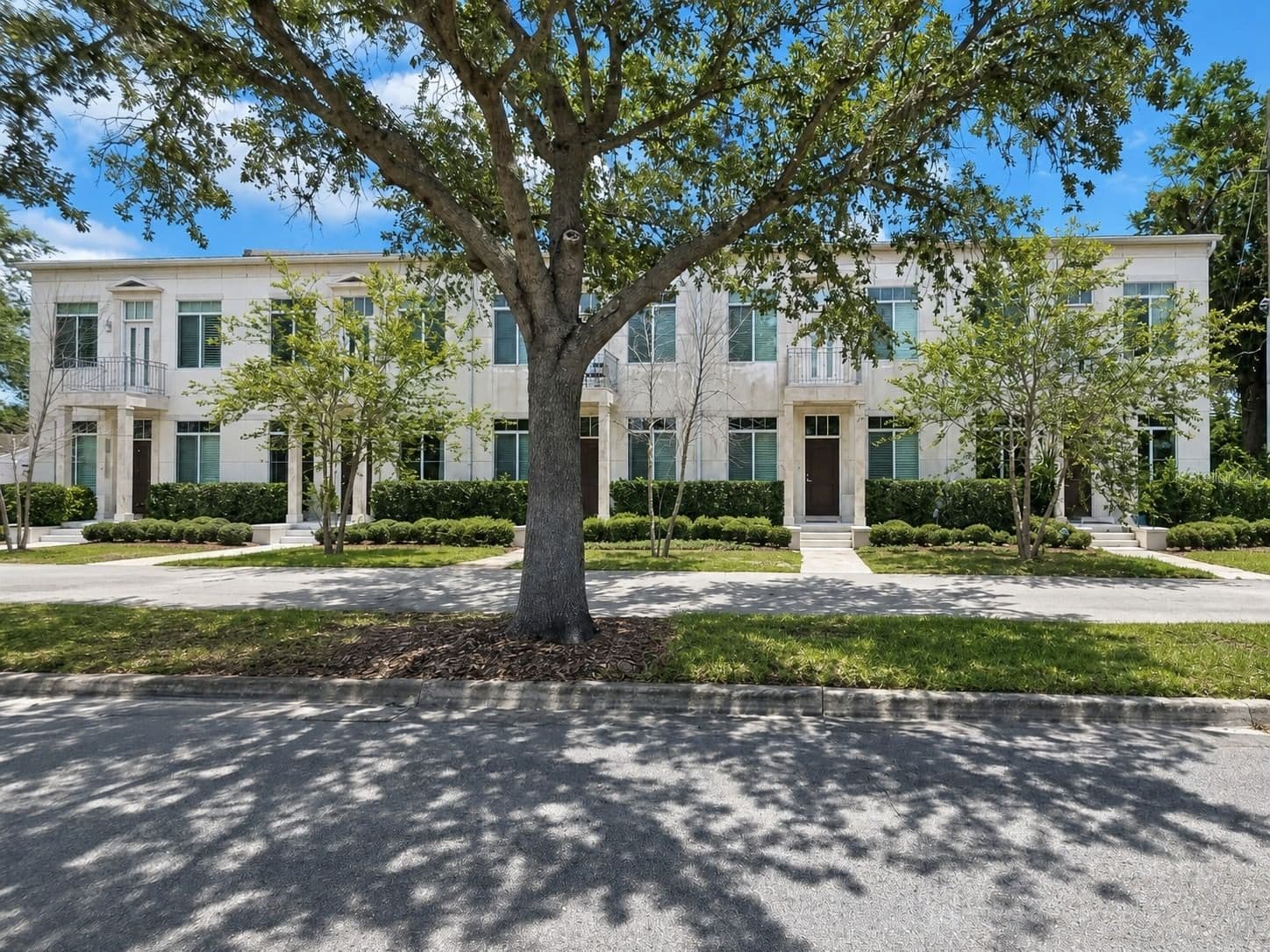 759 LAKE BALDWIN